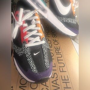 Nike women’s air max dawn se